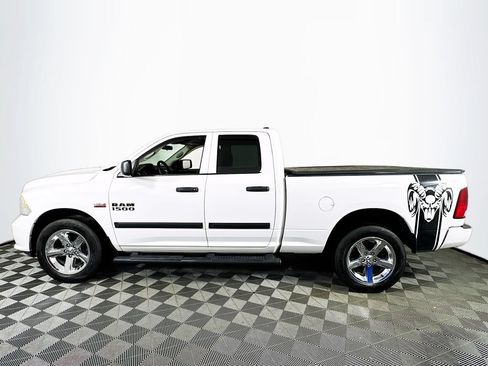 Used 2017 RAM 1500 Express w/ Express Value Package AWD/4WD image 4