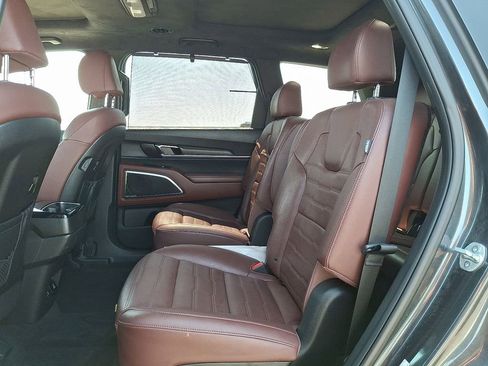 Certified 2023 Kia Telluride SX Prestige AWD/4WD image 10
