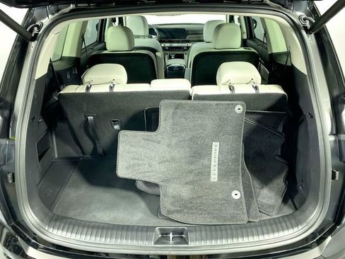 Used 2025 Kia Telluride EX w/ EX Captain's Chair Package image 35
