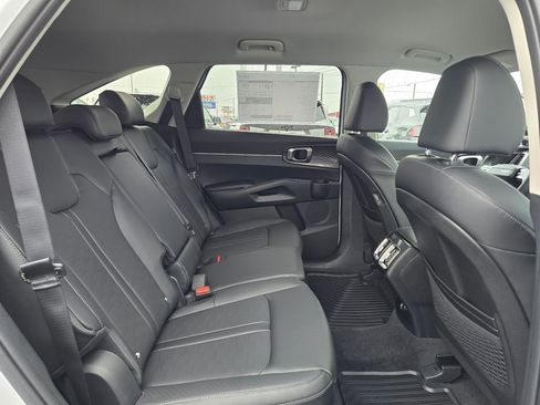 New 2026 Kia Sorento S image 12