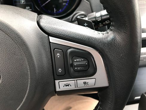 Used 2016 Subaru Outback 2.5i Limited AWD/4WD image 24