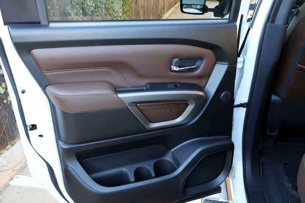 Certified 2024 Nissan Titan Platinum Reserve w/ Moonroof Package AWD/4WD image 15