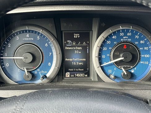 Used 2015 Toyota Sienna Limited Premium image 36