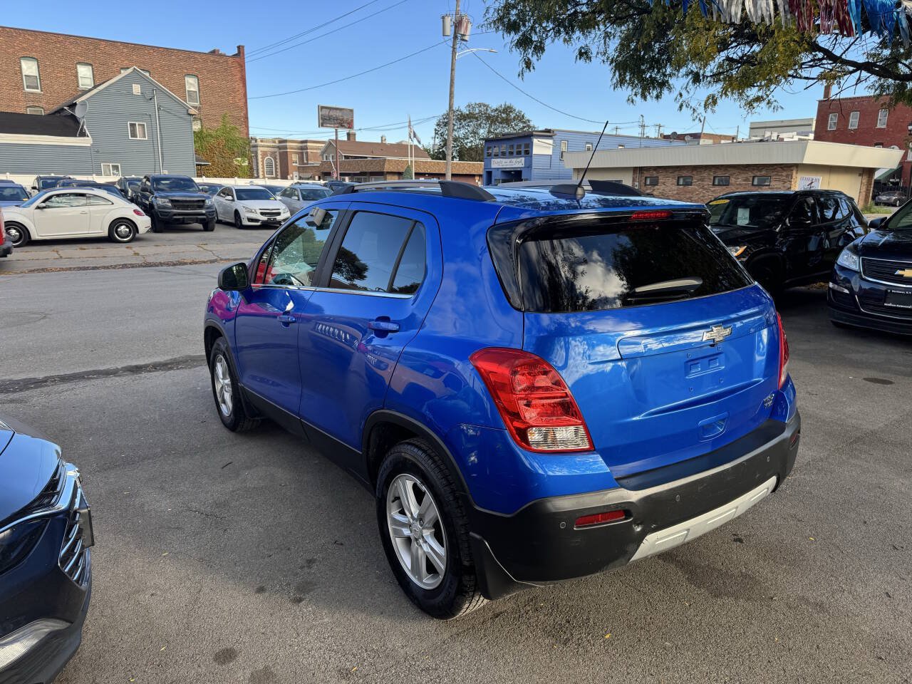 Used 2016 Chevrolet Trax LT w/ LT Convenience Package AWD/4WD image 5
