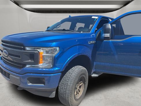 Used 2018 Ford F150 XLT w/ Equipment Group 302A Luxury AWD/4WD image 9