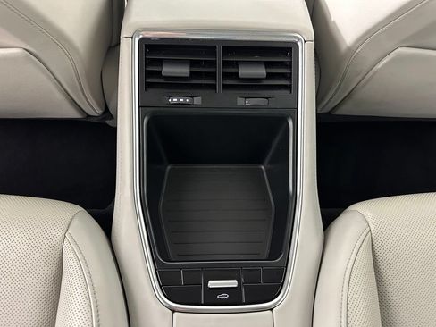 Certified 2022 Porsche Panamera RWD image 42