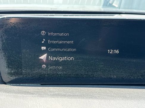 Used 2019 MAZDA MAZDA3 Hatchback w/ Preferred Package FWD image 62