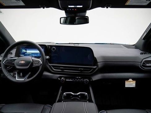 New 2025 Chevrolet Silverado EV LT image 26