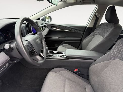 Certified 2025 Toyota Camry LE w/ Convenience Package AWD/4WD image 9