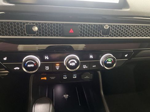 Used 2025 Honda Civic Sport Touring image 19