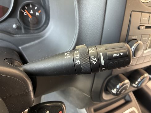 Used 2016 Jeep Patriot Sport w/ Power Value Group AWD/4WD image 20