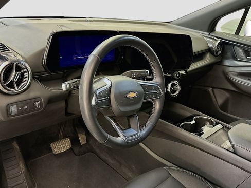 Used 2024 Chevrolet Blazer EV LT image 18