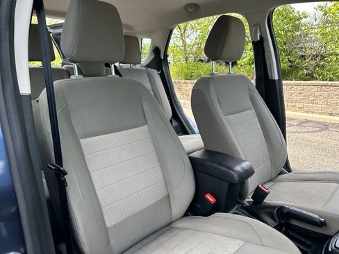 Used 2022 Ford EcoSport S AWD/4WD image 10