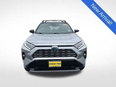 Used 2021 Toyota RAV4 XSE image 2