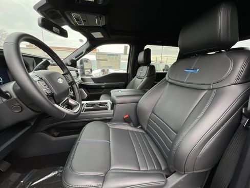 New 2026 Ford F250 Platinum image 13
