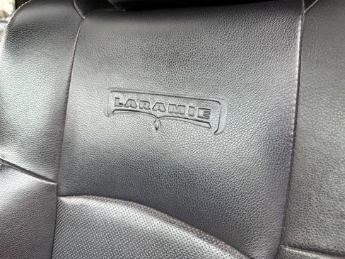 Used 2017 RAM 1500 Laramie w/ Convenience Group image 16