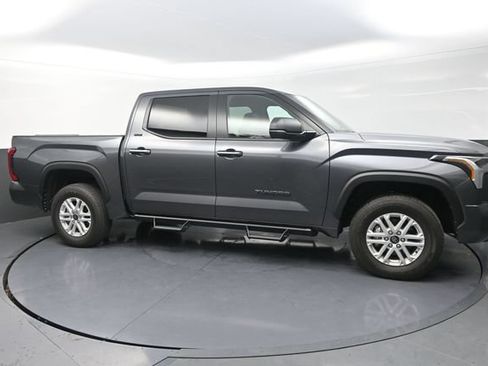 Used 2026 Toyota Tundra SR5 w/ SR5 Premium Package AWD/4WD image 22