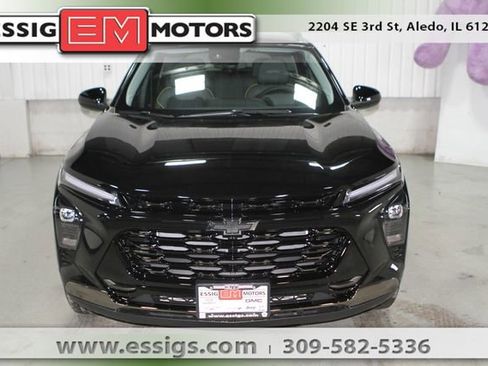 New 2026 Chevrolet Trax ACTIV w/ Driver Confidence Package FWD image 1