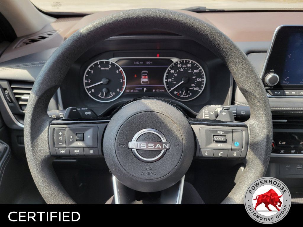 Used 2023 Nissan Rogue SV FWD image 32
