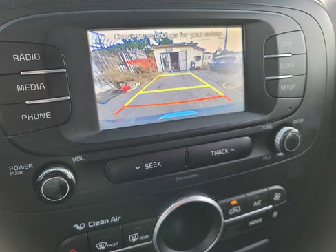 Used 2017 Kia Soul + w/ Designer's Package FWD image 14