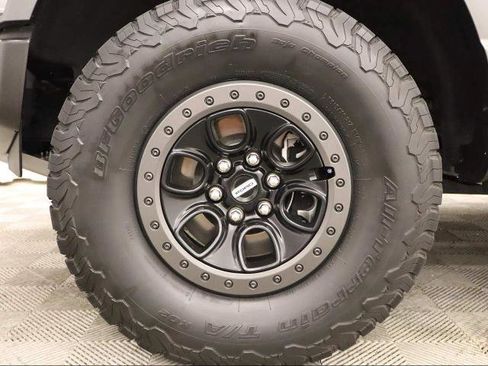 Certified 2023 Ford F150 Raptor w/ Raptor Carbon Fiber Package AWD/4WD image 7