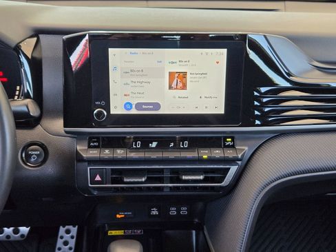 Used 2025 Toyota Camry SE FWD image 16