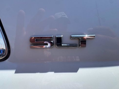 Used 2018 GMC Yukon SLT w/ Open Road Package AWD/4WD image 34
