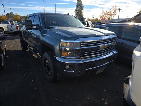 Used 2015 Chevrolet Silverado 2500 LTZ w/ Duramax Plus Package image 5