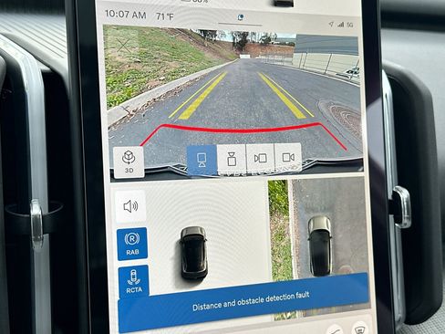 New 2026 Volvo EX30 Ultra image 17