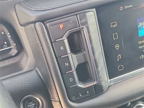 Used 2022 GMC Yukon Denali image 36