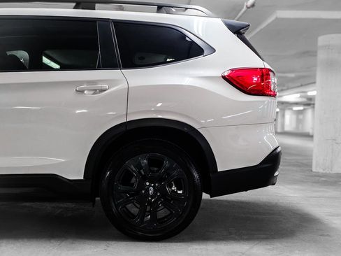 Used 2023 Subaru Ascent Onyx Edition Limited AWD/4WD image 17