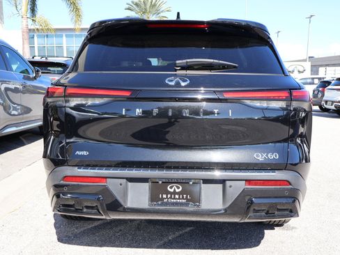 Certified 2023 INFINITI QX60 Luxe w/ Cargo Package image 8