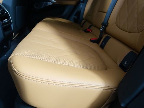 New 2026 BMW X6 M60i image 16