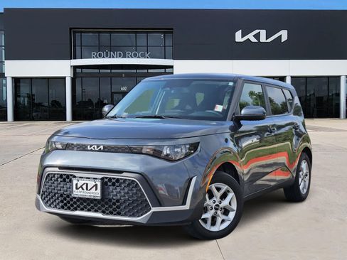 Certified 2023 Kia Soul LX w/ Option Group 015 FWD image 1