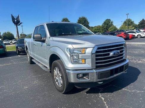 Used 2016 Ford F150 XLT w/ Equipment Group 302A Luxury AWD/4WD image 3