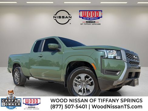 Certified 2025 Nissan Frontier SV AWD/4WD image 1
