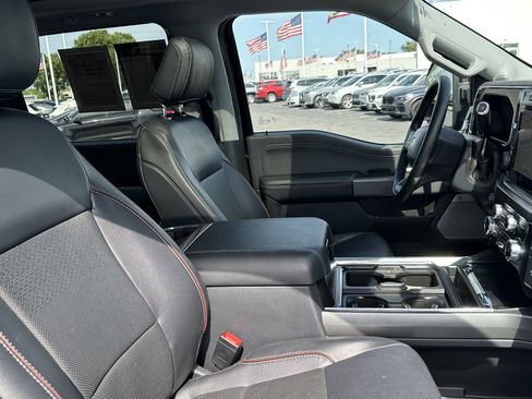 Used 2023 Ford F250 Lariat w/ Lariat Ultimate Package AWD/4WD image 32