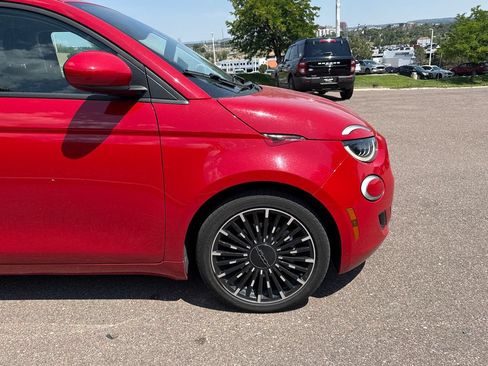 Used 2024 FIAT 500 e (RED) FWD image 22