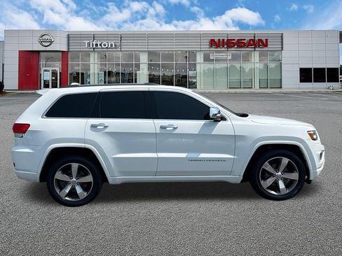 Used 2016 Jeep Grand Cherokee Overland RWD image 8