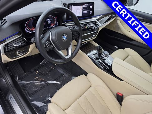 Certified 2023 BMW 530i 530i w/ Convenience Package image 10