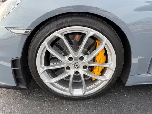 Used 2023 Porsche 718 Boxster Spyder RWD image 15