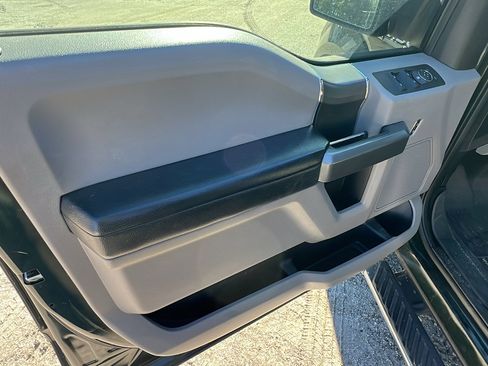 Used 2015 Ford F150 XLT w/ Equipment Group 302A Luxury image 14