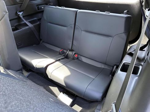 Used 2024 Mitsubishi Outlander SEL AWD/4WD image 15
