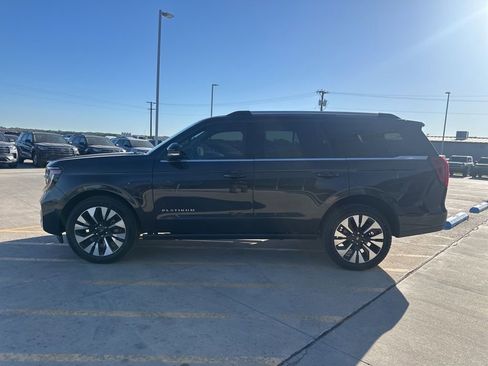 New 2026 Ford Expedition Platinum AWD/4WD image 4