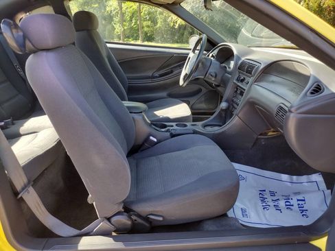 Used 2003 Ford Mustang Coupe image 14