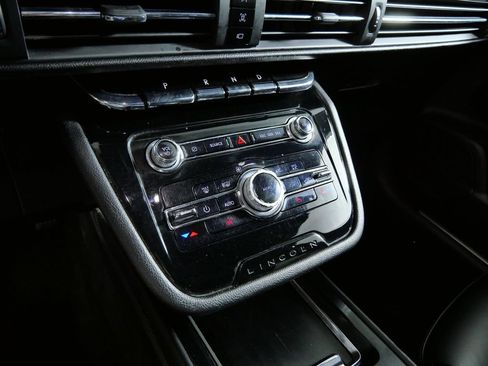 Certified 2022 Lincoln Corsair FWD image 19