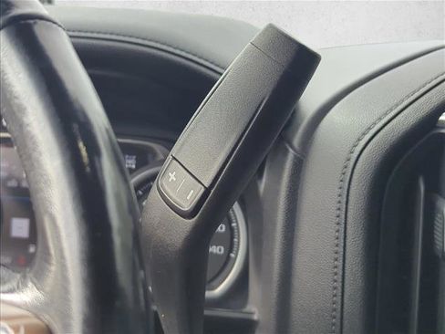 Used 2020 Chevrolet Silverado 1500 High Country w/ Technology Package image 13