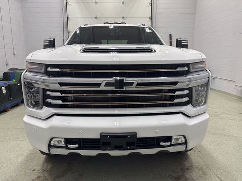 Used 2022 Chevrolet Silverado 3500 High Country w/ Z71 Off-Road Package image 7