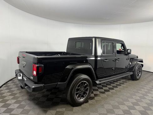 Used 2023 Jeep Gladiator Overland w/ Popular Equipment Package AWD/4WD image 8
