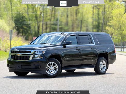 Used 2020 Chevrolet Suburban LT AWD/4WD image 1